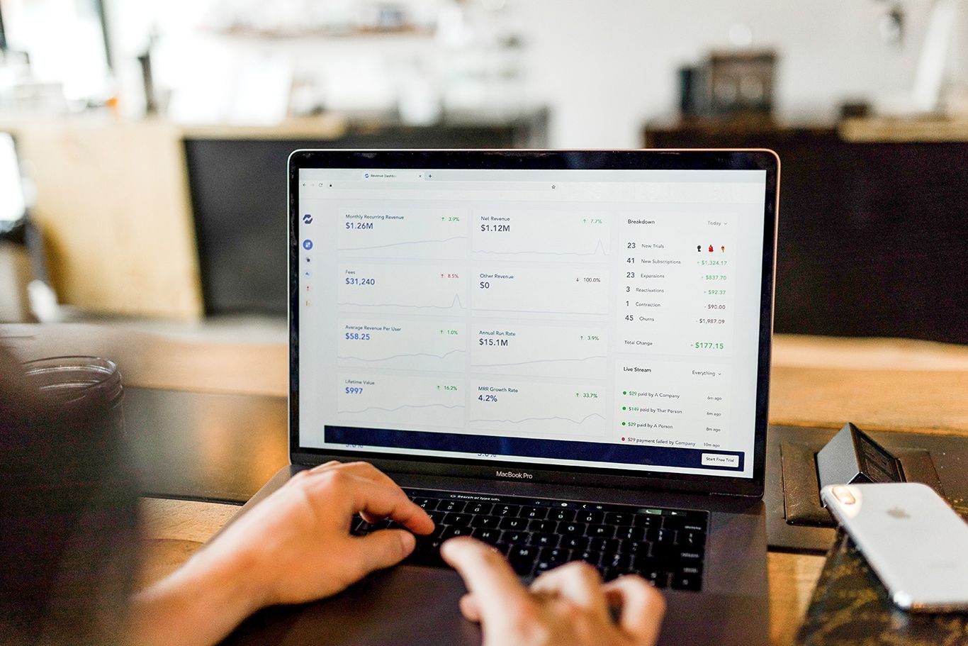 Odoo • Immagine e testo